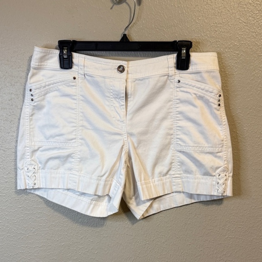 White House Black Market White Cargo Shorts